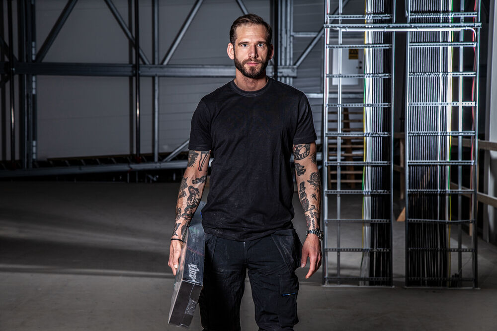 2016 Herren/T-SHIRT AUS 100% BAUMWOLLE - Swiss-Crafting