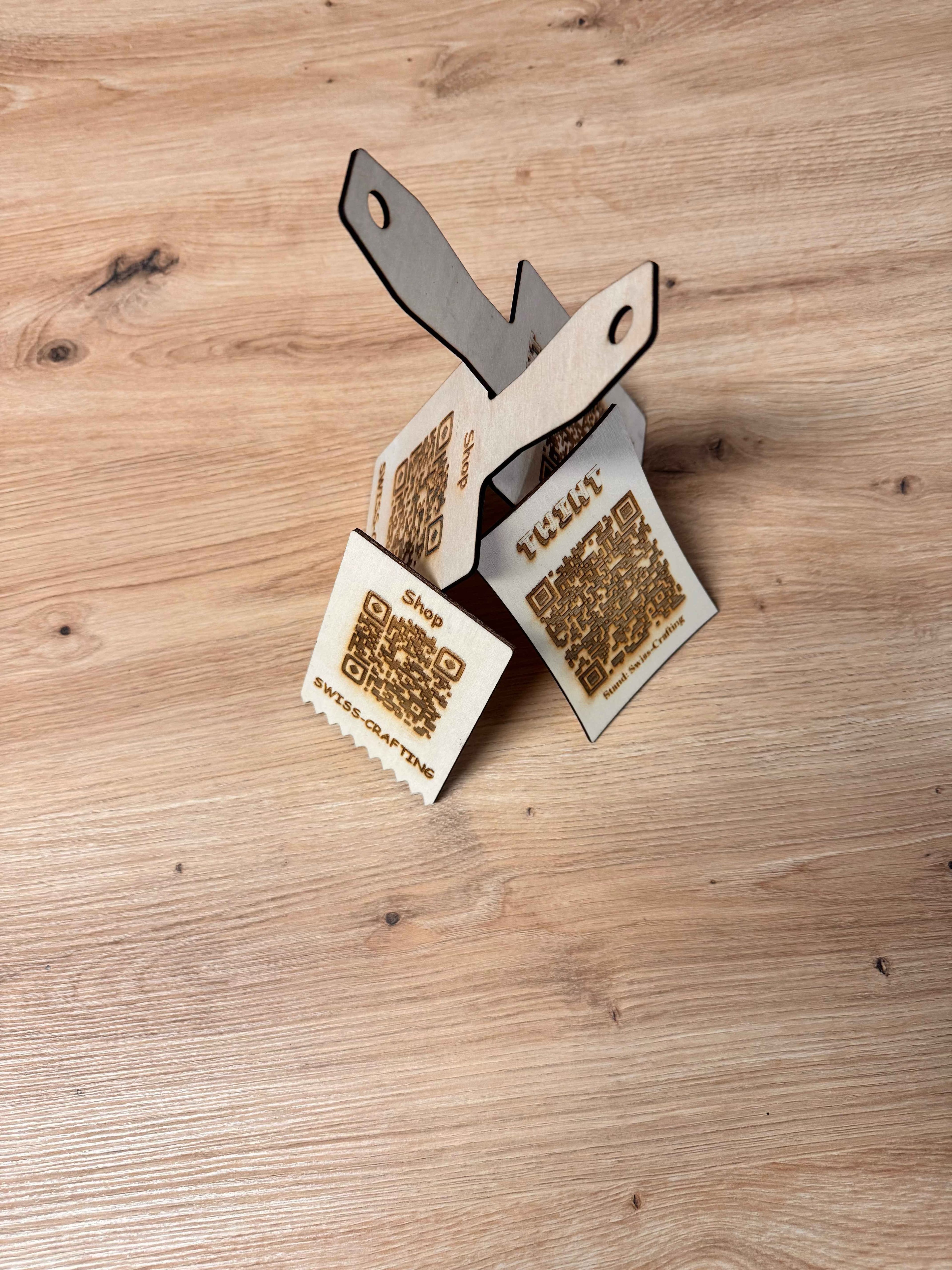 Twint oder Shop Url  Ständer aus Holz